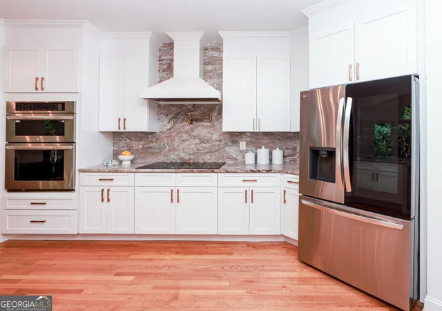 3rd image of 210 Chatfield Pl, Roswell, GA 30075 | MLS# 10728997