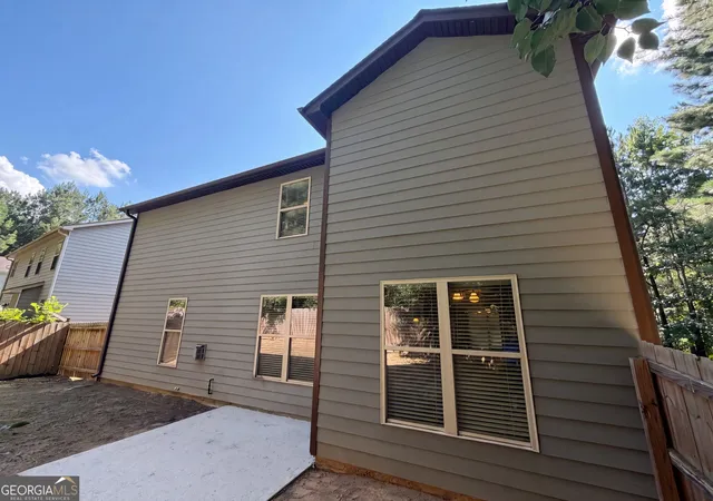 Photo 4 of Sale Pending at 2471 Quincy Loop # 65, Fairburn, GA 30213 | MLS# 10803724 | Listing updated on 2026-09-11