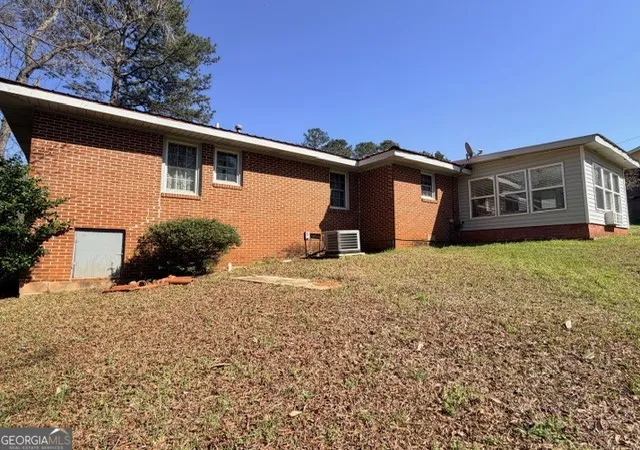2nd image of 226 Lake Laurel Rd Ne, Milledgeville, GA 31061 | MLS# 10717784