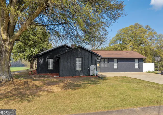 Homes for sale in Carnesville, GA | 61 Turkey Creek Rd, Carnesville, GA 30521 | MLS# 10721540