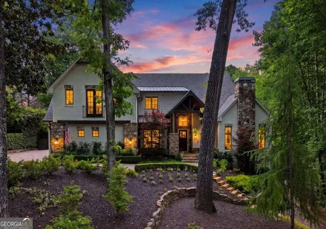 Photo 3 of Mansion for sale at 625 W Northway Ln, Sandy Springs, GA 30342 | MLS# 10759605 | Listing updated on 2026-09-28