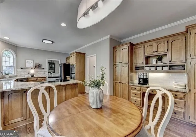 Photo 4 of Single family home for sale at 350 Welwyn Walk, Alpharetta, GA 30022 | MLS# 10829831 | Listing updated on 2026-09-28