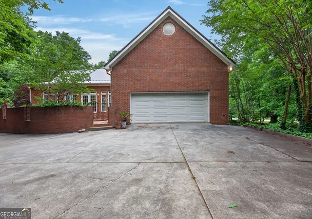 40th image of 110 Greystone Dr, Bremen, GA 30110 | MLS# 10756840