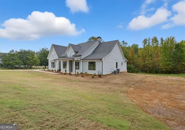 Photo 3 of Single family home for sale at 97 Old Town Rd, Monroe, GA 30656 | MLS# 10755514 | Listing updated on 2026-08-17