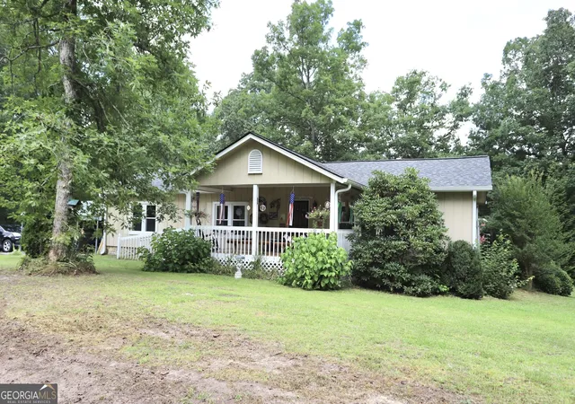 2nd image of 2722 Alabama Hwy 117, Mentone, AL 35984 | MLS# 10809657