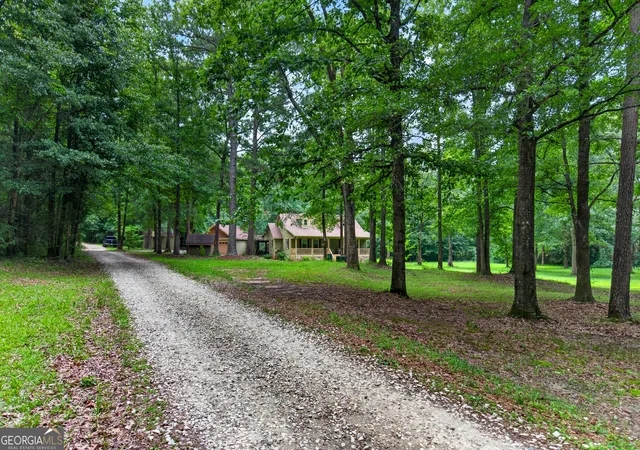 3rd image of 697 John Lovelace Rd, Lagrange, GA 30241 | MLS# 10795066