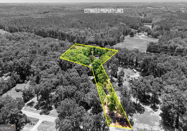 3rd image of 2086 Bethlehem Church Rd, Grantville, GA 30220 | MLS# 10760527