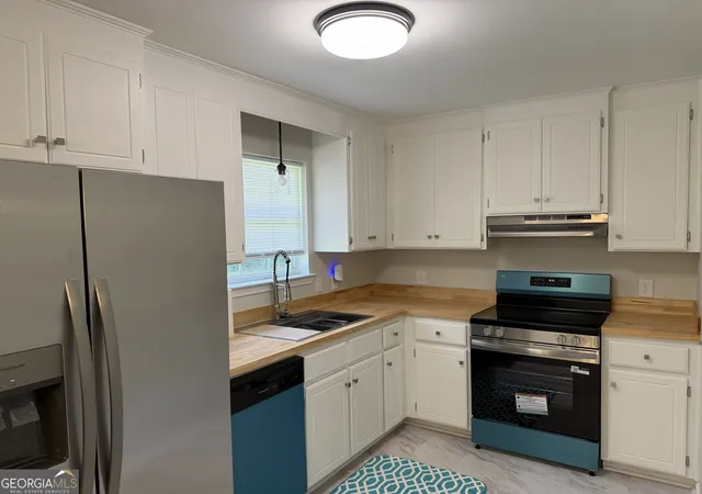 Photo 3 of Single family home for sale at 17930 Cedar Springs Rd, Blakely, GA 39823 | MLS# 10830842 | Listing updated on 2026-09-24
