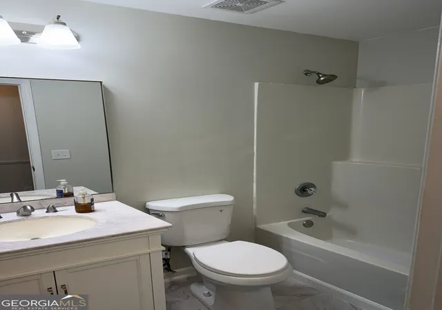 Photo 4 of Single family home for sale at 17930 Cedar Springs Rd, Blakely, GA 39823 | MLS# 10830842 | Listing updated on 2026-09-24
