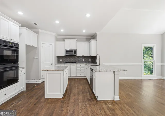 2nd image of 106 Lumpkin Wy, Canton, GA 30115 | MLS# 10832321