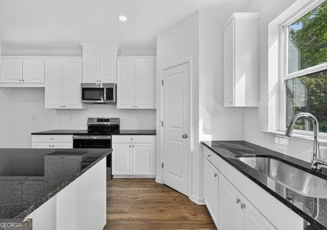 Photo 4 of Sale Pending at 62 Wilder Ridge Way, Lawrenceville, GA 30044 | MLS# 10792907 | Listing updated on 2026-09-09