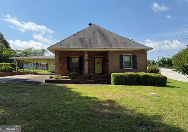 Photo 1 of Single family home for sale at 871 Malcolm St Se, Conyers, GA 30012 | MLS# 10796864 | Listing updated on 2026-09-25