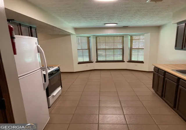 Photo 18 of Multi family home for sale at 401 Riverbrook Ct, Riverdale, GA 30274 | MLS# 10825366 | Listing updated on 2026-08-27