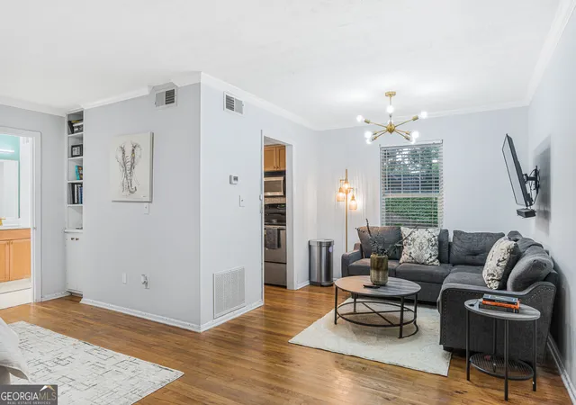 5th image of 1150 Collier Rd Nw #25D, Atlanta, GA 30318 | MLS# 10792578