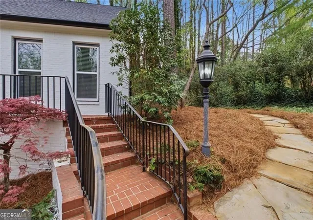 5th image of 7170 Riverside, Atlanta, GA 30328 | MLS# 10776281