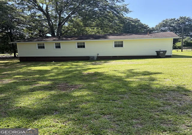 11th image of 3000 15th Ave, Valley, AL 36854 | MLS# 10832178