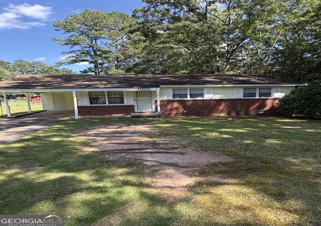 1st image of 3000 15th Ave, Valley, AL 36854 | MLS# 10832178