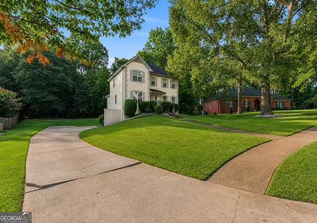 2nd image of 4019 Park Pl Cir, Ellenwood, GA 30294 | MLS# 10830171