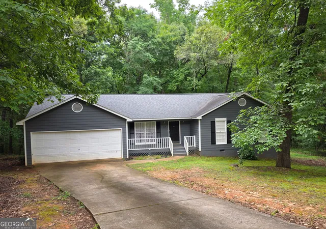 1st image of 109 Huntcliff Ct, Lagrange, GA 30240 | MLS# 10809470