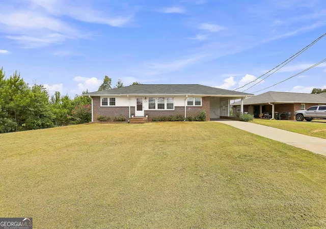 3rd image of 209 Lagrange St, Newnan, GA 30263 | MLS# 10818727