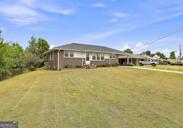 4th image of 209 Lagrange St, Newnan, GA 30263 | MLS# 10818727