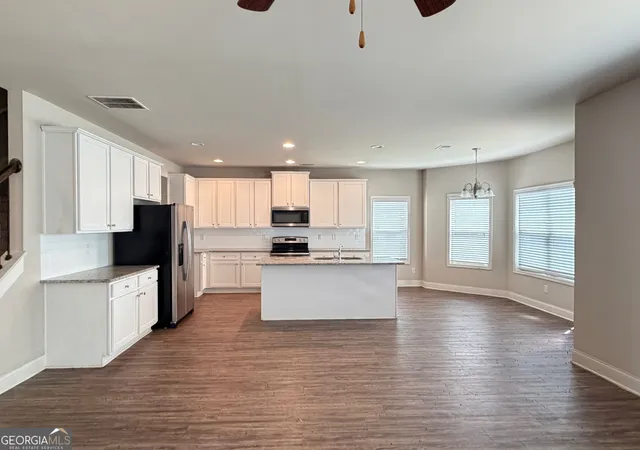Photo 4 of Single family home for sale at 141 Donegal Wy, Dallas, GA 30132 | MLS# 10832919 | Listing updated on 2026-10-23