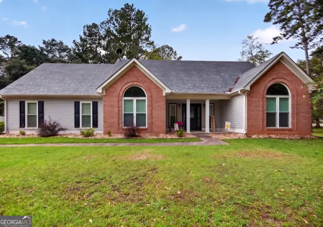 Photo 1 of Single family home for sale at 120 Kalispell Dr, Fayetteville, GA 30215 | MLS# 10835173 | Listing updated on 2026-09-11