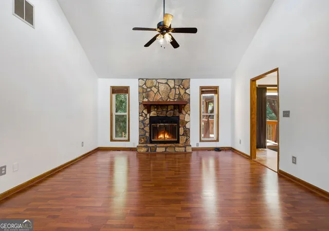 Photo 3 of Single family home for sale at 2890 Creekwood Ln Nw, Lawrenceville, GA 30044 | MLS# 10827362 | Listing updated on 2026-08-31