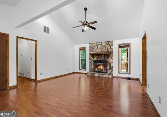Photo 3 of Single family home for sale at 2890 Creekwood Ln Nw, Lawrenceville, GA 30044 | MLS# 10827362 | Listing updated on 2026-08-31
