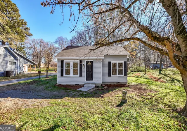 Homes for sale in Summerville, GA | 562 Highland Ave, Summerville, GA 30747 | MLS# 10795345