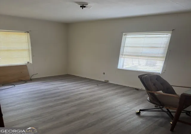 Photo 2 of Single family home for sale at 513 Community Dr, Waycross, GA 31501 | MLS# 10825715 | Listing updated on 2026-09-10