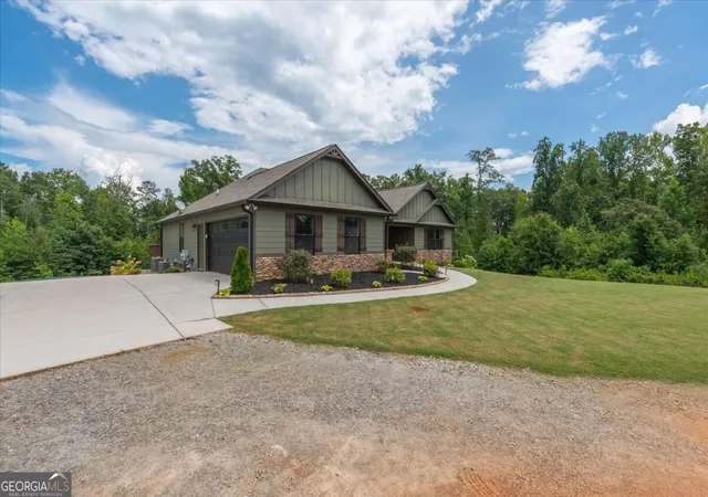Photo 3 of Single family home for sale at 441 Lovell Road Road, Temple, GA 30179 | MLS# 10829677 | Listing updated on 2026-09-28