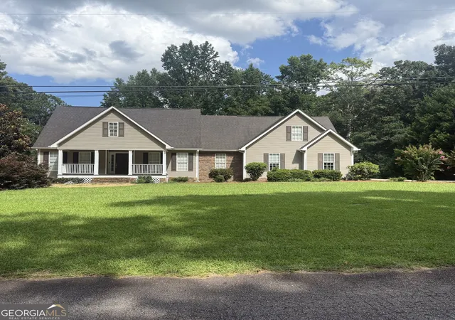 2nd image of 153 Dogwood Dr, Jackson, GA 30233 | MLS# 10822231