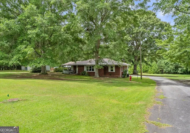 Photo 2 of Single family home for sale at 130 Washington St, Tignall, GA 30668 | MLS# 10828267 | Listing updated on 2026-08-18