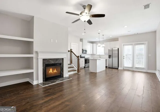 3rd image of 6449 Scudders Dr, Lithonia, GA 30058 | MLS# 10765835