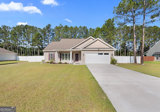 Homes for sale in Ellabell, GA | 309 Tallulah Bnd, Ellabell, GA 31308 | MLS# 10770216