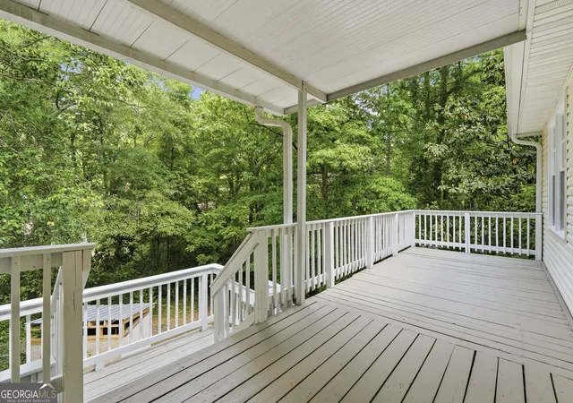 Photo 4 of Sale Pending at 5115 Wesleyan Cir, Macon, GA 31210 | MLS# 10798581 | Listing updated on 2026-09-01