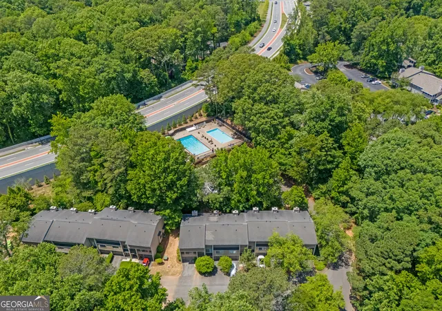Photo 3 of Townhouse for sale at 2877 Torreya Way Se, Marietta, GA 30067 | MLS# 10767157 | Listing updated on 2026-08-21