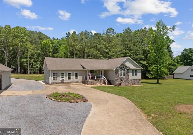Homes for sale in Summerville, GA | 90 Sunset Dr, Summerville, GA 30747 | MLS# 10763336