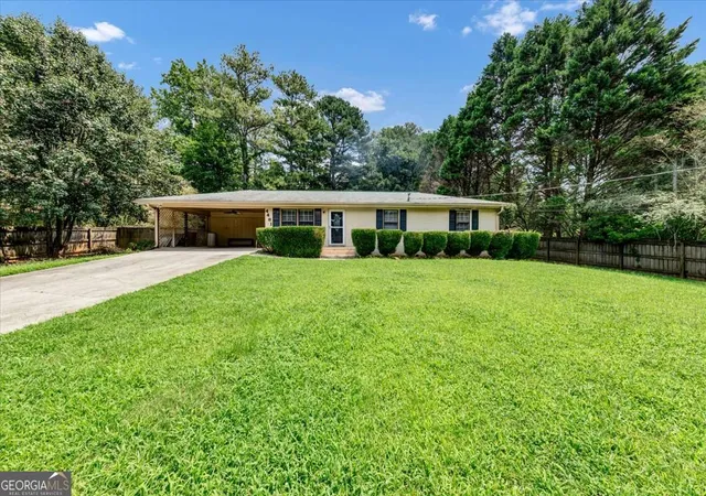 3rd image of 4481 Floyd Dr Sw, Mableton, GA 30126 | MLS# 10818305