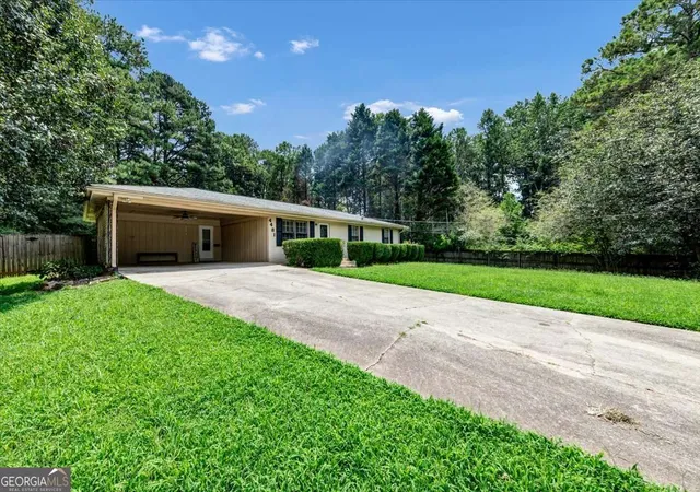 4th image of 4481 Floyd Dr Sw, Mableton, GA 30126 | MLS# 10818305