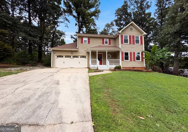 Photo 1 of Sale Pending at 215 Arbour Run, Suwanee, GA 30024 | MLS# 10808441 | Listing updated on 2026-09-16