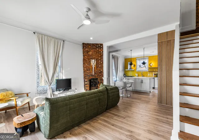 Photo 2 of Condo for sale at 1402 Jefferson St, Savannah, GA 31401 | MLS# 10826703 | Listing updated on 2026-08-29