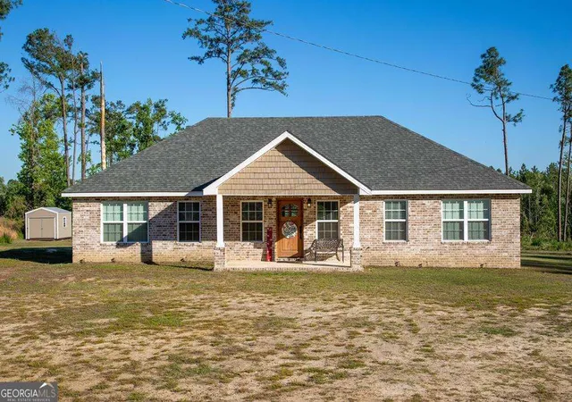 Homes for sale in Mount Vernon, GA | 333 E Gillis St, Mount Vernon, GA 30445 | MLS# 10787661