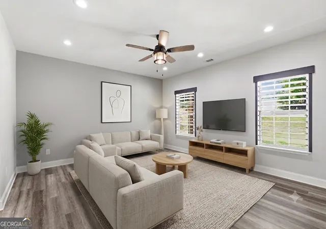 2nd image of 357 Orchard Wy Se, Calhoun, GA 30701 | MLS# 10735717