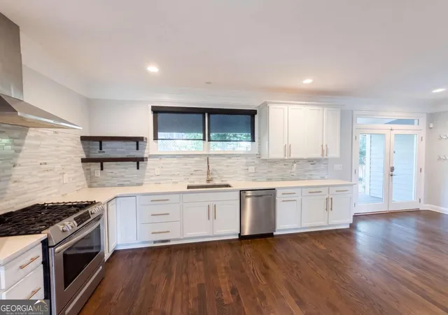 Photo 2 of Single family home for sale at 365 Barber St, Athens, GA 30601 | MLS# 10828702 | Listing updated on 2026-08-30