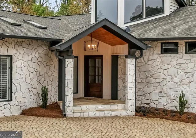 2nd image of 6592 Gaines Ferry Rd, Flowery Branch, GA 30542 | MLS# 10725940