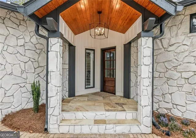 3rd image of 6592 Gaines Ferry Rd, Flowery Branch, GA 30542 | MLS# 10725940