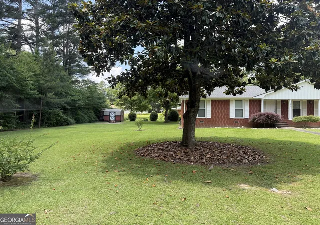 Photo 3 of Single family home for sale at 100 Pine St, Fayetteville, GA 30214 | MLS# 10786213 | Listing updated on 2026-08-27