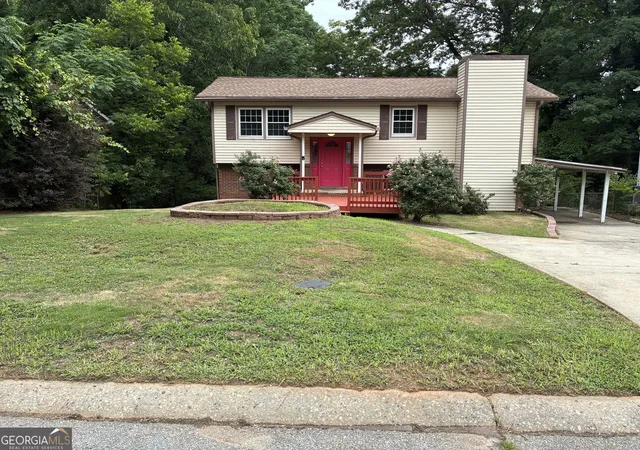Photo 1 of Single family home for sale at 10572 Eagle Dr, Jonesboro, GA 30238 | MLS# 10779502 | Listing updated on 2026-09-10